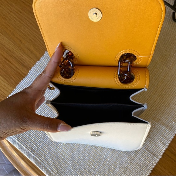 NEW Studio 33 Woke Shoulder Linked Flap Bag - Picture 5 of 9